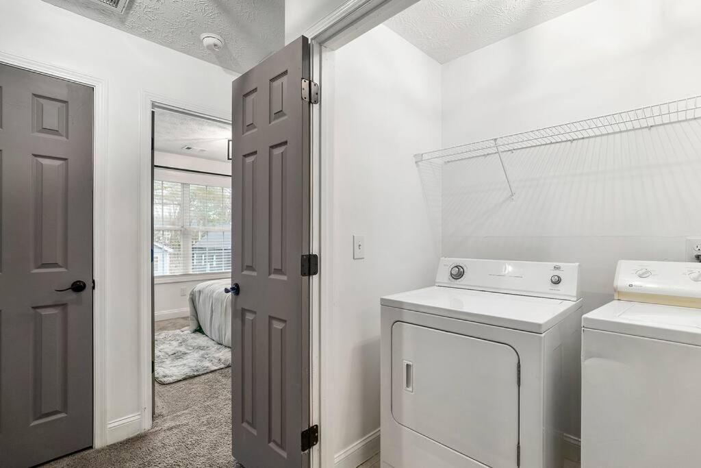Modern 3Bd,2Ba Townhome Near Stadiums In Metro-Atl AtlantaAtlanta  Kültér fotó